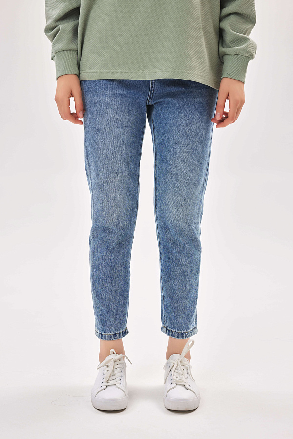 Женские джинсы